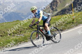 Photo #3237117 | 26-06-2023 10:30 | Passo Dello Stelvio - Peak BICYCLES
