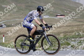 Photo #3124628 | 17-06-2023 12:01 | Passo Dello Stelvio - Peak BICYCLES