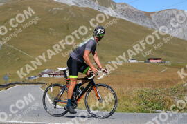 Photo #2697863 | 21-08-2022 11:46 | Passo Dello Stelvio - Peak BICYCLES