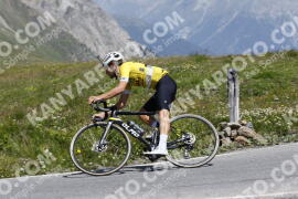 Photo #3529378 | 18-07-2023 12:20 | Passo Dello Stelvio - Peak BICYCLES