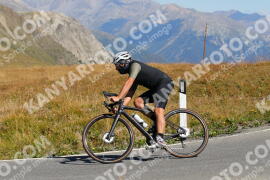 Photo #2736163 | 25-08-2022 11:18 | Passo Dello Stelvio - Peak BICYCLES
