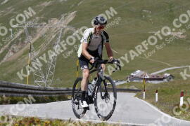 Foto #3628478 | 29-07-2023 13:55 | Passo Dello Stelvio - die Spitze BICYCLES