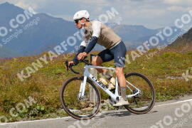 Foto #3833391 | 12-08-2023 14:14 | Passo Dello Stelvio - die Spitze BICYCLES