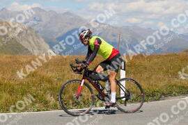 Foto #2671490 | 16-08-2022 13:27 | Passo Dello Stelvio - die Spitze BICYCLES