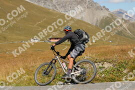 Foto #2669312 | 16-08-2022 12:25 | Passo Dello Stelvio - die Spitze BICYCLES