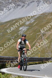 Foto #2698558 | 21-08-2022 12:20 | Passo Dello Stelvio - die Spitze BICYCLES