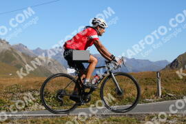 Photo #4173433 | 06-09-2023 10:16 | Passo Dello Stelvio - Peak BICYCLES