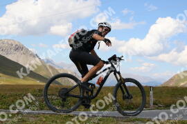 Photo #4024331 | 22-08-2023 14:57 | Passo Dello Stelvio - Peak BICYCLES