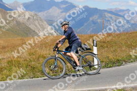 Photo #2738749 | 25-08-2022 13:16 | Passo Dello Stelvio - Peak BICYCLES