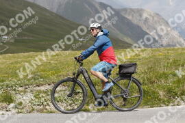 Photo #3281984 | 29-06-2023 12:03 | Passo Dello Stelvio - Peak BICYCLES