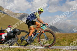 Photo #4034582 | 23-08-2023 11:30 | Passo Dello Stelvio - Peak BICYCLES