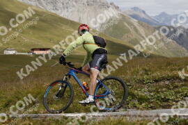 Photo #3695117 | 02-08-2023 11:30 | Passo Dello Stelvio - Peak BICYCLES