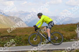 Foto #3919893 | 17-08-2023 11:30 | Passo Dello Stelvio - die Spitze BICYCLES