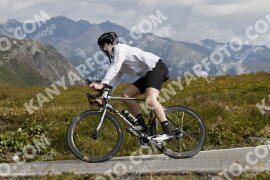 Photo #3619028 | 29-07-2023 10:43 | Passo Dello Stelvio - Peak BICYCLES