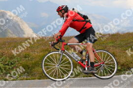 Foto #3895664 | 15-08-2023 13:17 | Passo Dello Stelvio - die Spitze BICYCLES