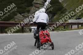 Photo #3721542 | 04-08-2023 11:36 | Passo Dello Stelvio - Waterfall curve BICYCLES