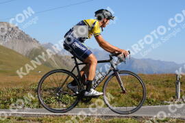 Foto #3979967 | 20-08-2023 09:43 | Passo Dello Stelvio - die Spitze BICYCLES