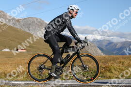Photo #4299347 | 24-09-2023 10:38 | Passo Dello Stelvio - Peak BICYCLES