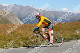Foto #2698396 | 21-08-2022 12:09 | Passo Dello Stelvio - die Spitze BICYCLES