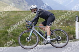 Foto #3214267 | 24-06-2023 16:08 | Passo Dello Stelvio - die Spitze BICYCLES