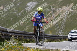Photo #3529919 | 18-07-2023 12:38 | Passo Dello Stelvio - Peak BICYCLES