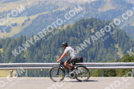 Photo #2499714 | 04-08-2022 11:31 | Gardena Pass BICYCLES