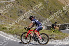 Photo #2718405 | 23-08-2022 12:35 | Passo Dello Stelvio - Prato side BICYCLES