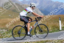 Foto #2727096 | 24-08-2022 11:17 | Passo Dello Stelvio - die Spitze BICYCLES