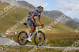 Foto #3919437 | 17-08-2023 10:27 | Passo Dello Stelvio - die Spitze BICYCLES