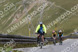 Photo #3695723 | 02-08-2023 11:50 | Passo Dello Stelvio - Peak BICYCLES