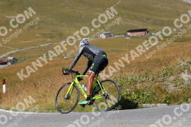 Photo #2672339 | 16-08-2022 14:17 | Passo Dello Stelvio - Peak BICYCLES