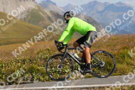 Foto #3828910 | 12-08-2023 09:49 | Passo Dello Stelvio - die Spitze BICYCLES