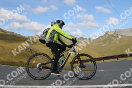 Photo #3931302 | 18-08-2023 09:30 | Passo Dello Stelvio - Peak BICYCLES