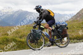 Foto #3723512 | 05-08-2023 14:20 | Passo Dello Stelvio - die Spitze BICYCLES