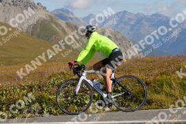 Foto #3828873 | 12-08-2023 09:28 | Passo Dello Stelvio - die Spitze BICYCLES