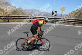 Photo #2730342 | 24-08-2022 12:56 | Passo Dello Stelvio - Peak BICYCLES