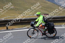 Photo #2681790 | 17-08-2022 15:07 | Passo Dello Stelvio - Peak BICYCLES