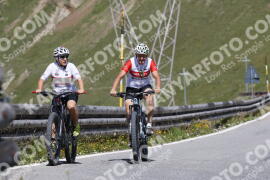 Photo #3526937 | 18-07-2023 11:21 | Passo Dello Stelvio - Peak BICYCLES