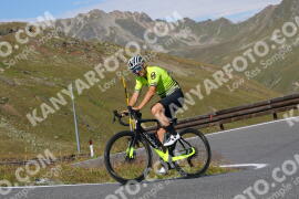 Photo #3894068 | 15-08-2023 10:00 | Passo Dello Stelvio - Peak BICYCLES
