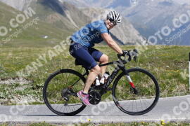 Photo #3237478 | 26-06-2023 11:02 | Passo Dello Stelvio - Peak BICYCLES