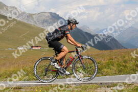 Photo #3894721 | 15-08-2023 11:18 | Passo Dello Stelvio - Peak BICYCLES