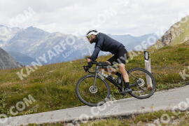 Photo #3648587 | 30-07-2023 11:07 | Passo Dello Stelvio - Peak BICYCLES