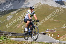 Foto #4003827 | 21-08-2023 12:07 | Passo Dello Stelvio - die Spitze BICYCLES