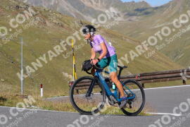 Photo #4015963 | 22-08-2023 09:59 | Passo Dello Stelvio - Peak BICYCLES