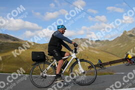 Photo #3931314 | 18-08-2023 09:30 | Passo Dello Stelvio - Peak BICYCLES