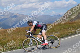 Photo #2671564 | 16-08-2022 13:32 | Passo Dello Stelvio - Peak BICYCLES