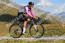 Photo #3911152 | 16-08-2023 11:12 | Passo Dello Stelvio - Peak BICYCLES