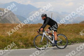 Photo #2681212 | 17-08-2022 14:24 | Passo Dello Stelvio - Peak BICYCLES