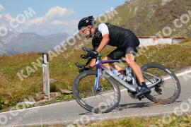 Foto #3985417 | 20-08-2023 14:33 | Passo Dello Stelvio - die Spitze BICYCLES