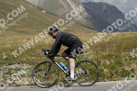 Photo #3170528 | 19-06-2023 12:15 | Passo Dello Stelvio - Peak BICYCLES